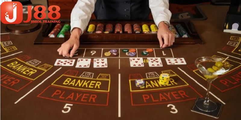 Các quy tắc sử dụng bảo hiểm Baccarat mà người chơi J88 cần ghi nhớ